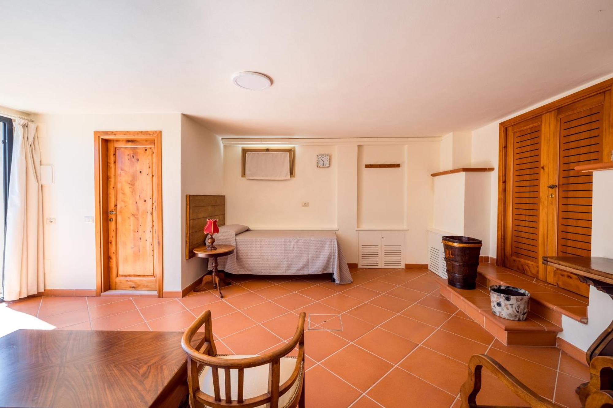 La Catena Apartment With Pool Ulignano Exteriér fotografie